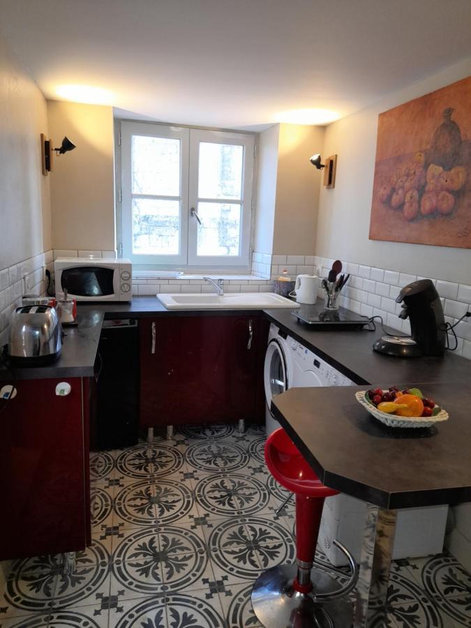 Sur Le Chemin Bed & Breakfast Auvillar Bagian luar foto